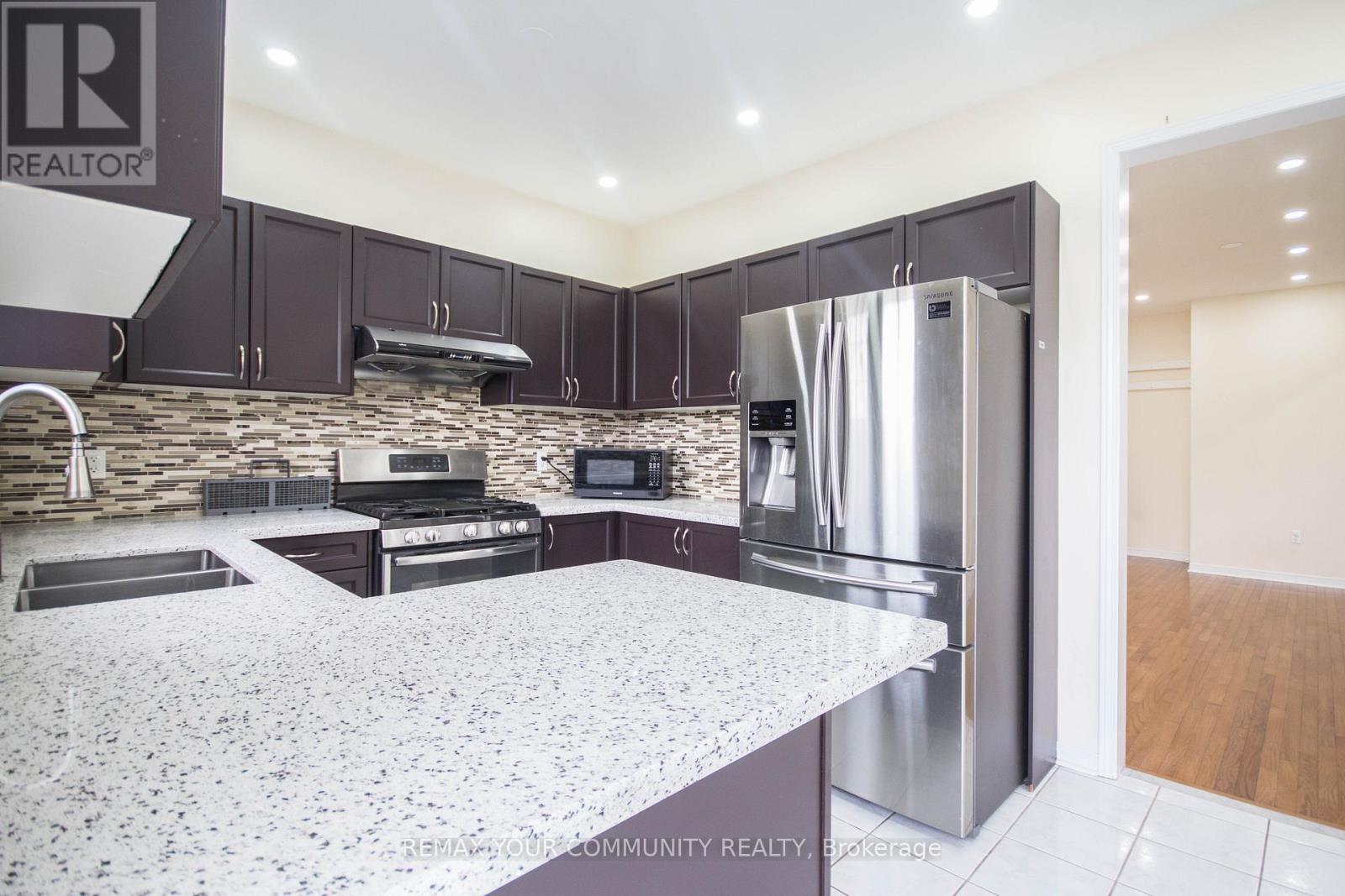 15 VOYSEY WAY, Markham, Ontario