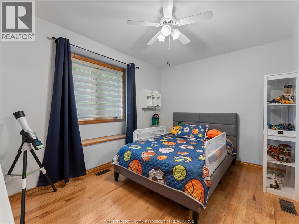 835 Sorge, Lasalle, Ontario N9J 3G2 - Photo 21 - 26011490
