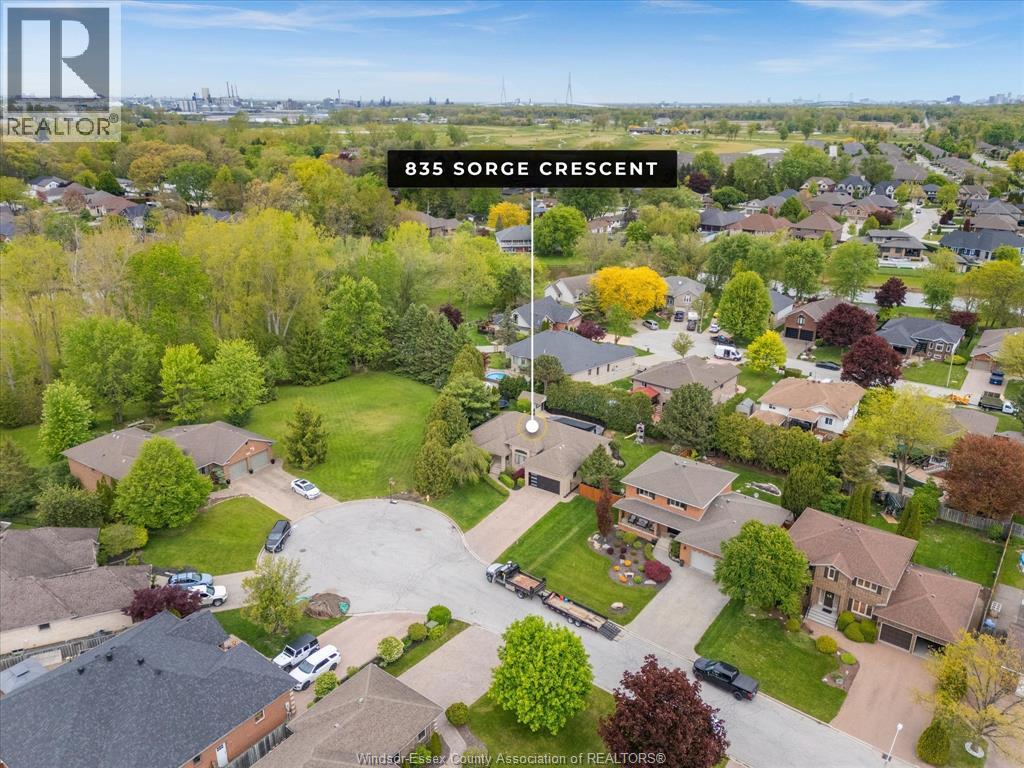 835 Sorge, Lasalle, Ontario N9J 3G2 - Photo 46 - 26011490