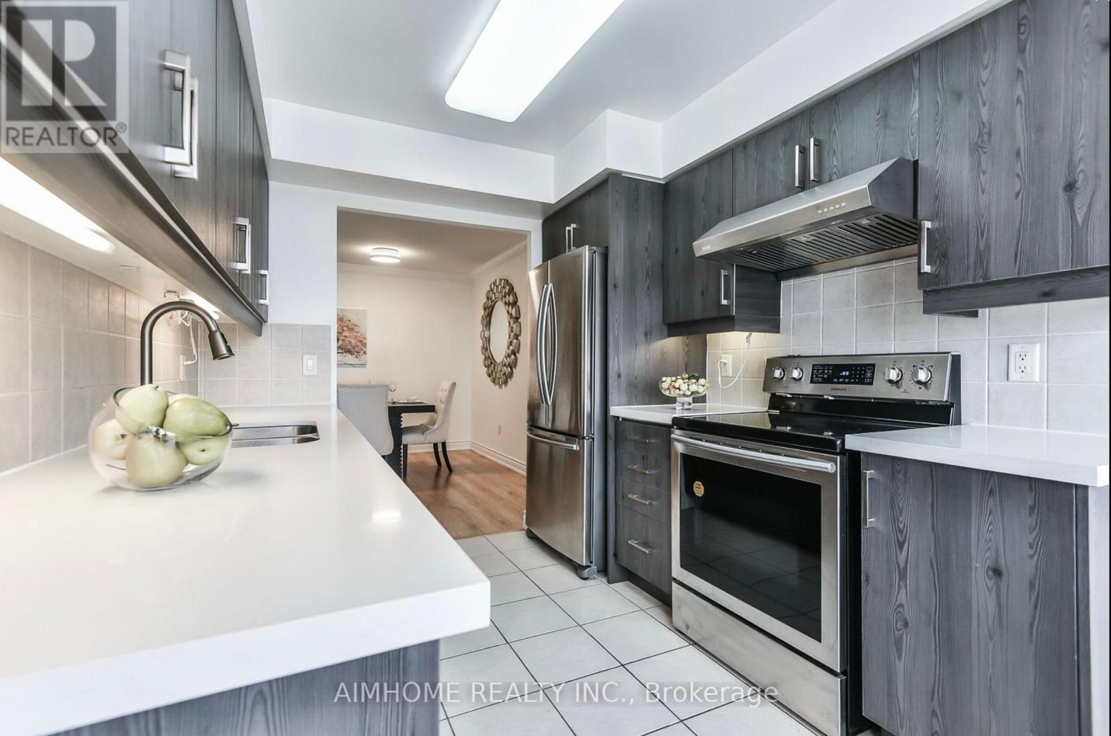 1302 - 880 Grandview Way, Toronto, Ontario  M2N 7B2 - Photo 6 - C13145262