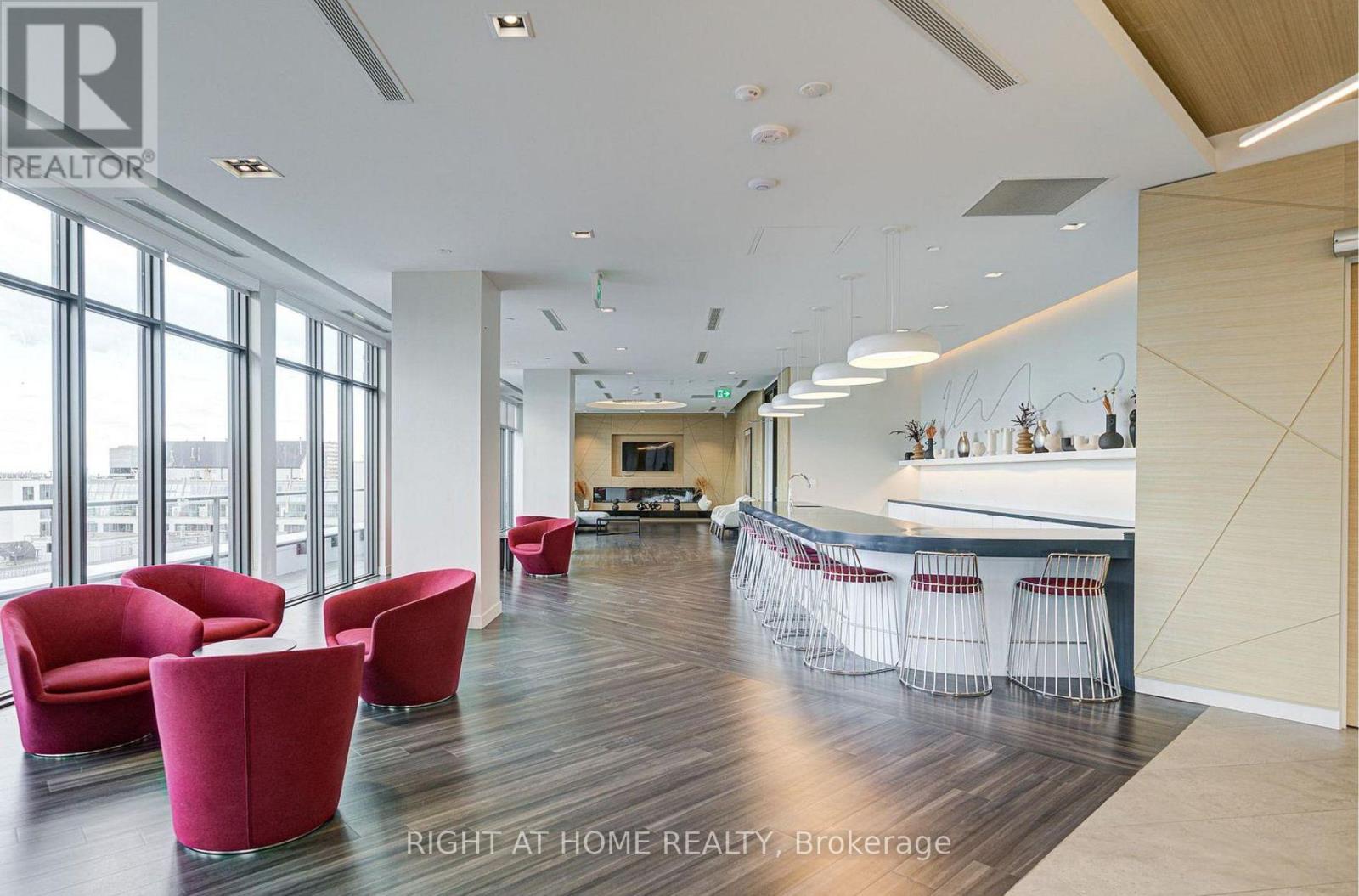 2815 E - 70 Princess Street, Toronto, Ontario  M5A 0X6 - Photo 7 - C13145386