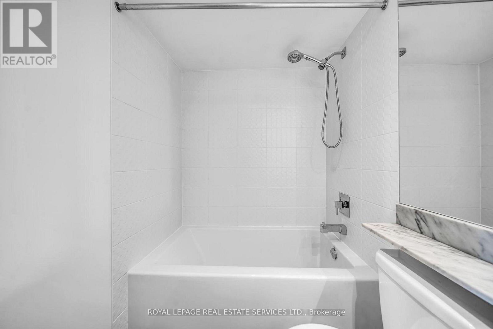 502 - 125 Western Battery Road, Toronto, Ontario  M6K 3R8 - Photo 28 - C13145396