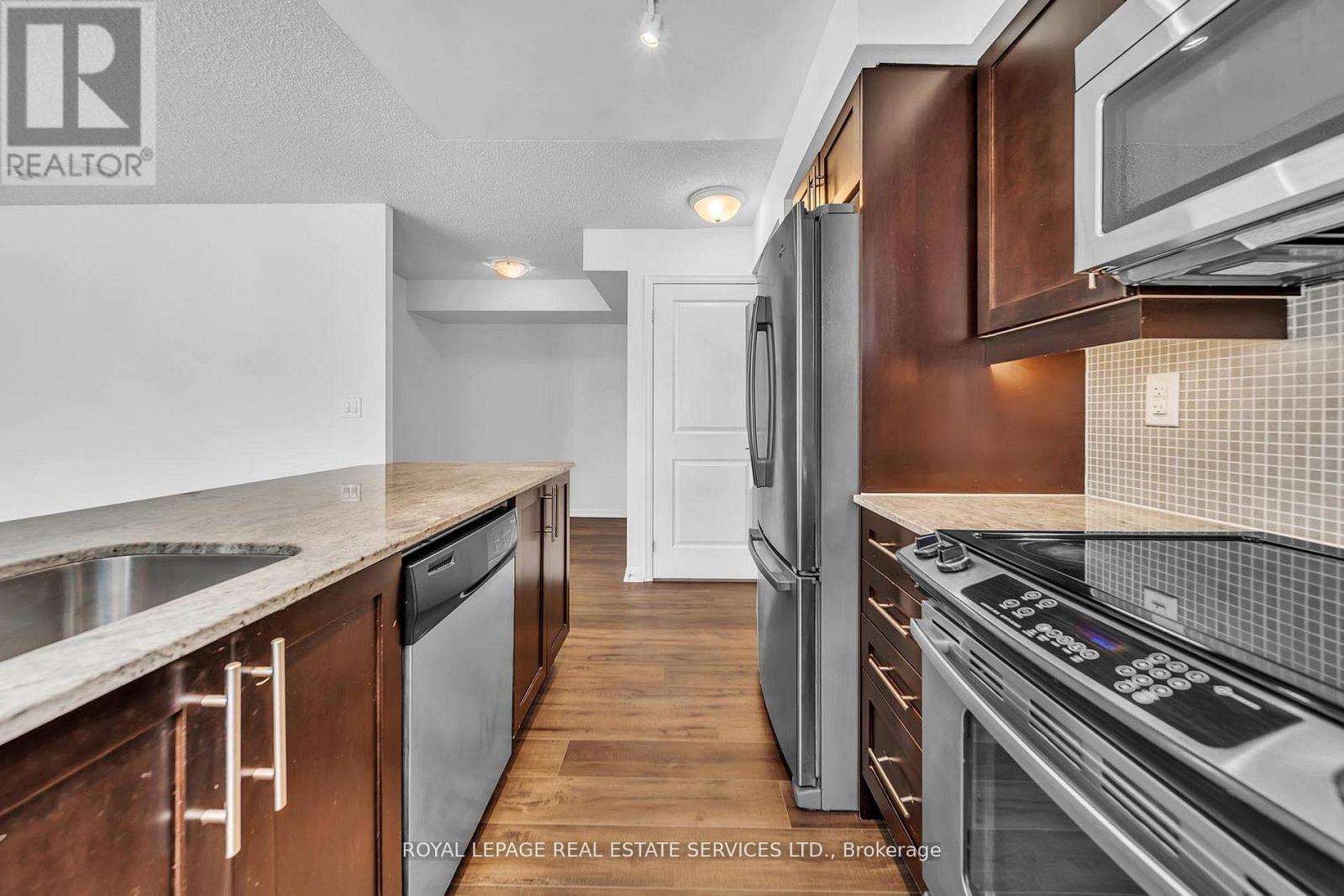 502 - 125 Western Battery Road, Toronto, Ontario  M6K 3R8 - Photo 5 - C13145396