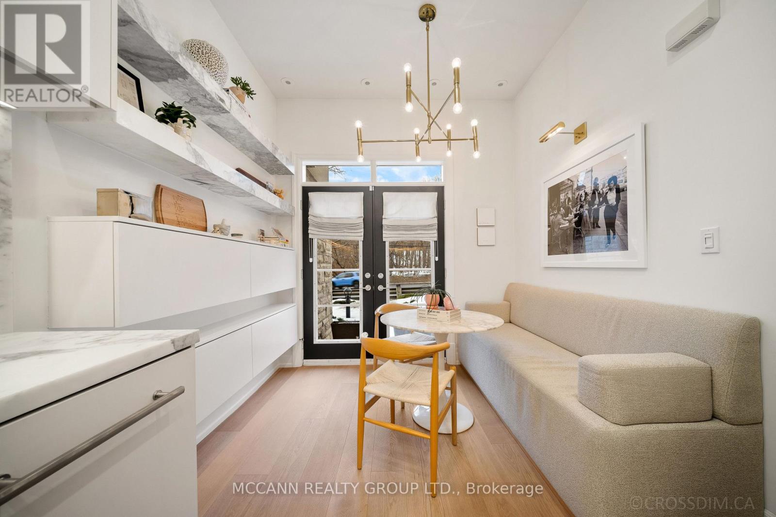 119 - 45 York Mills Road, Toronto, Ontario  M2P 1B6 - Photo 2 - C13145442