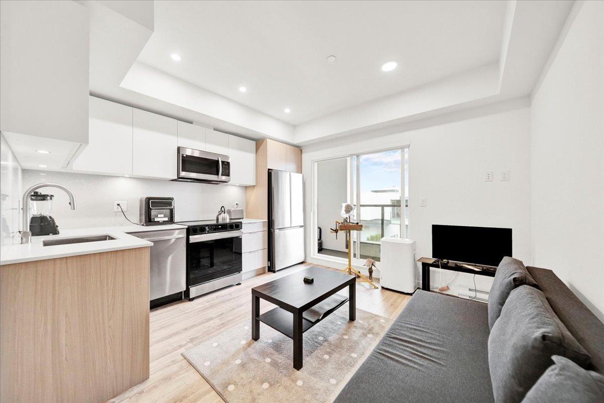 W621 10828 139a Street, Surrey, British Columbia  V3R 0H3 - Photo 8 - R3124591