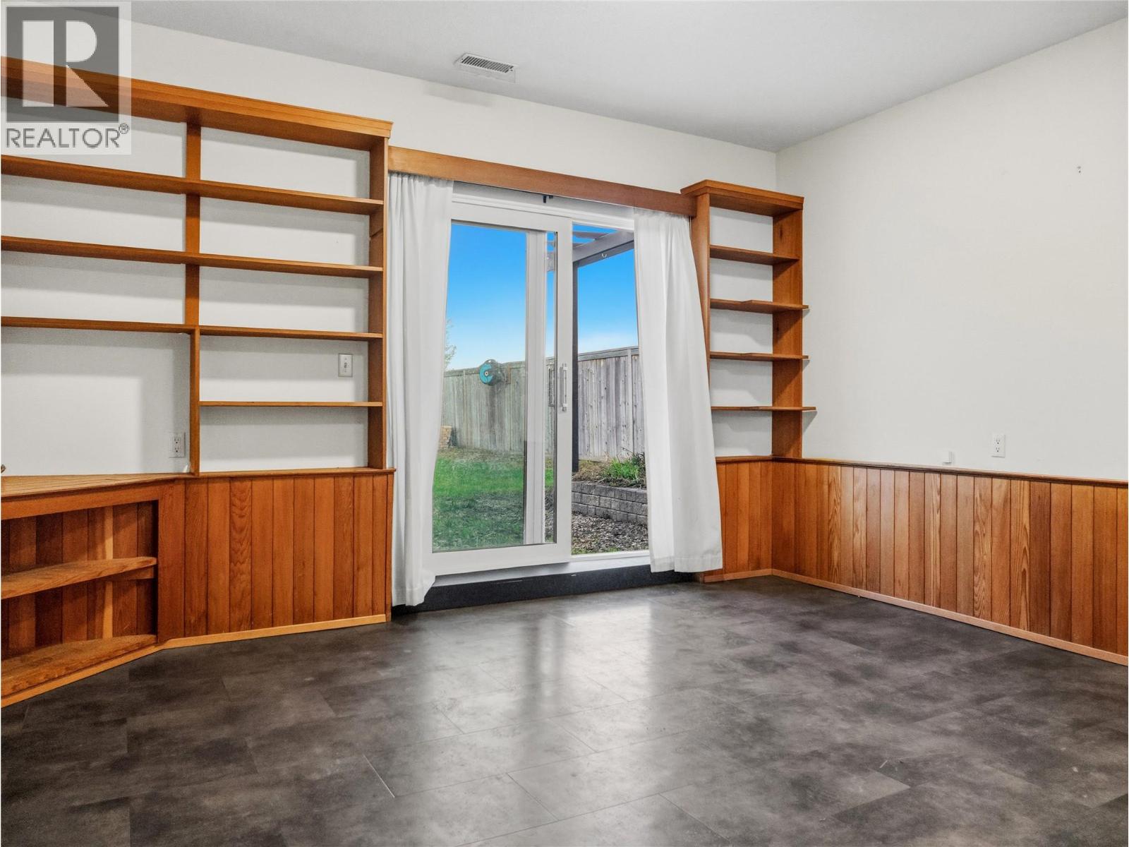 10728 18 Street, Dawson Creek, British Columbia  V1G 4E2 - Photo 14 - 10387976
