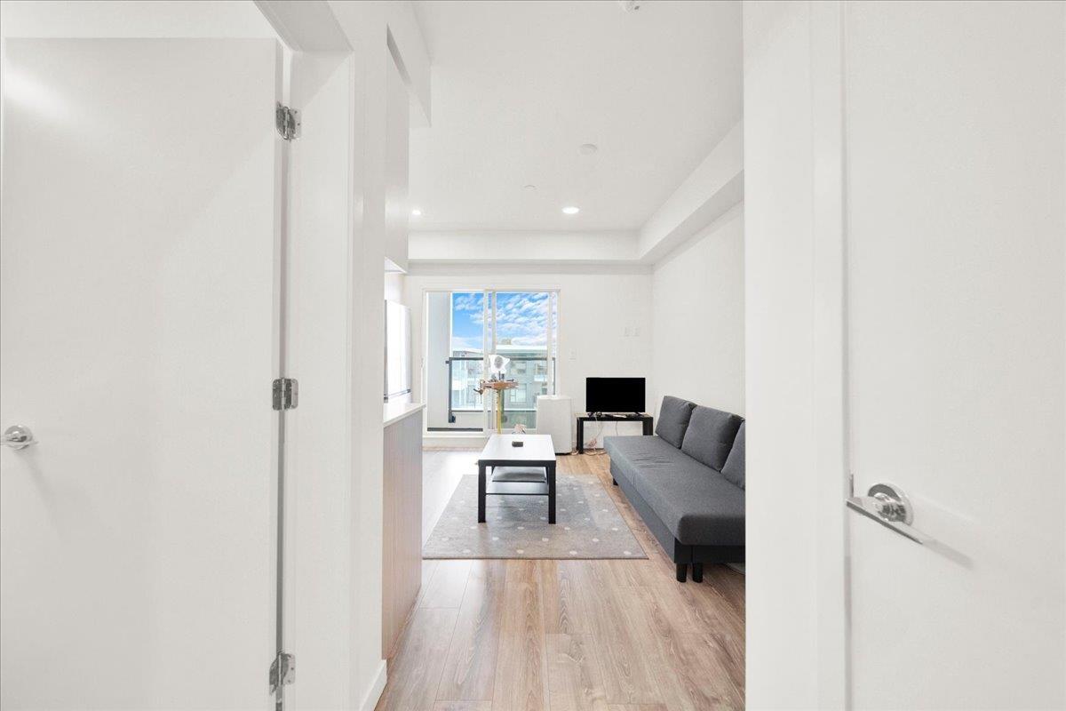 W621 10828 139a Street, Surrey, British Columbia  V3R 0H3 - Photo 6 - R3124591