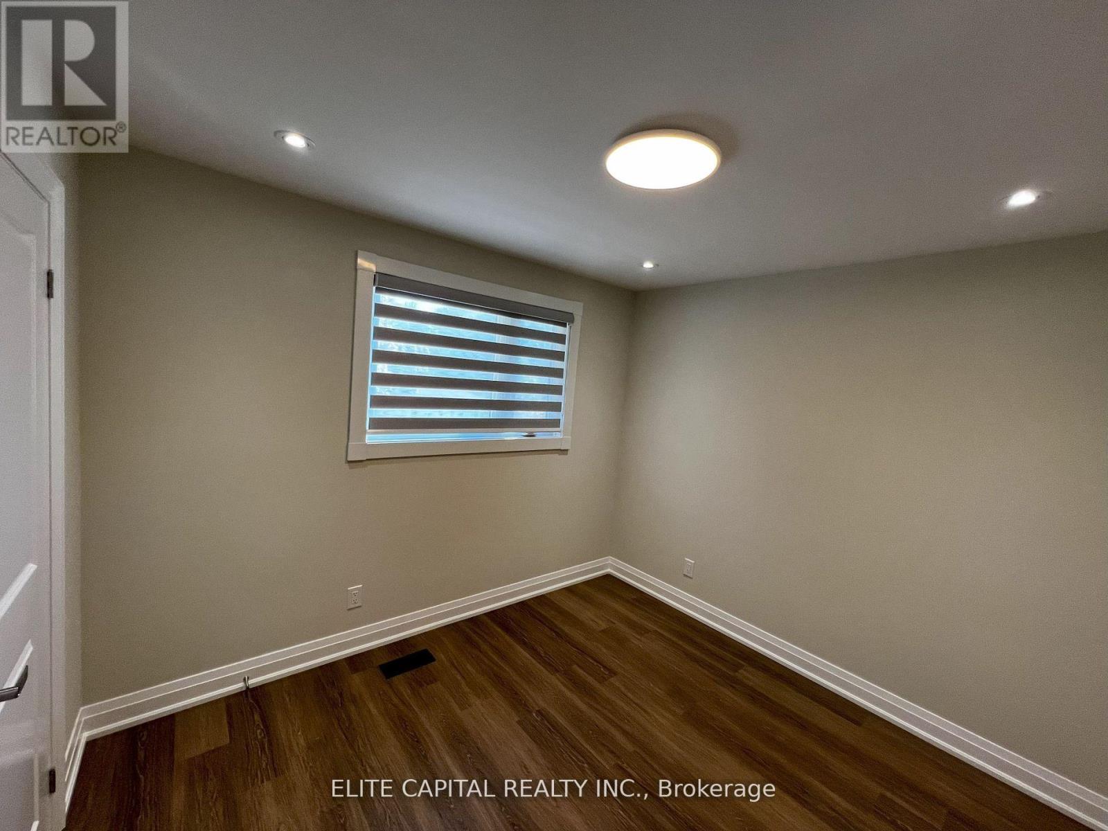 69 Hutcherson Square, Toronto, Ontario  M1B 1C5 - Photo 10 - E13145104
