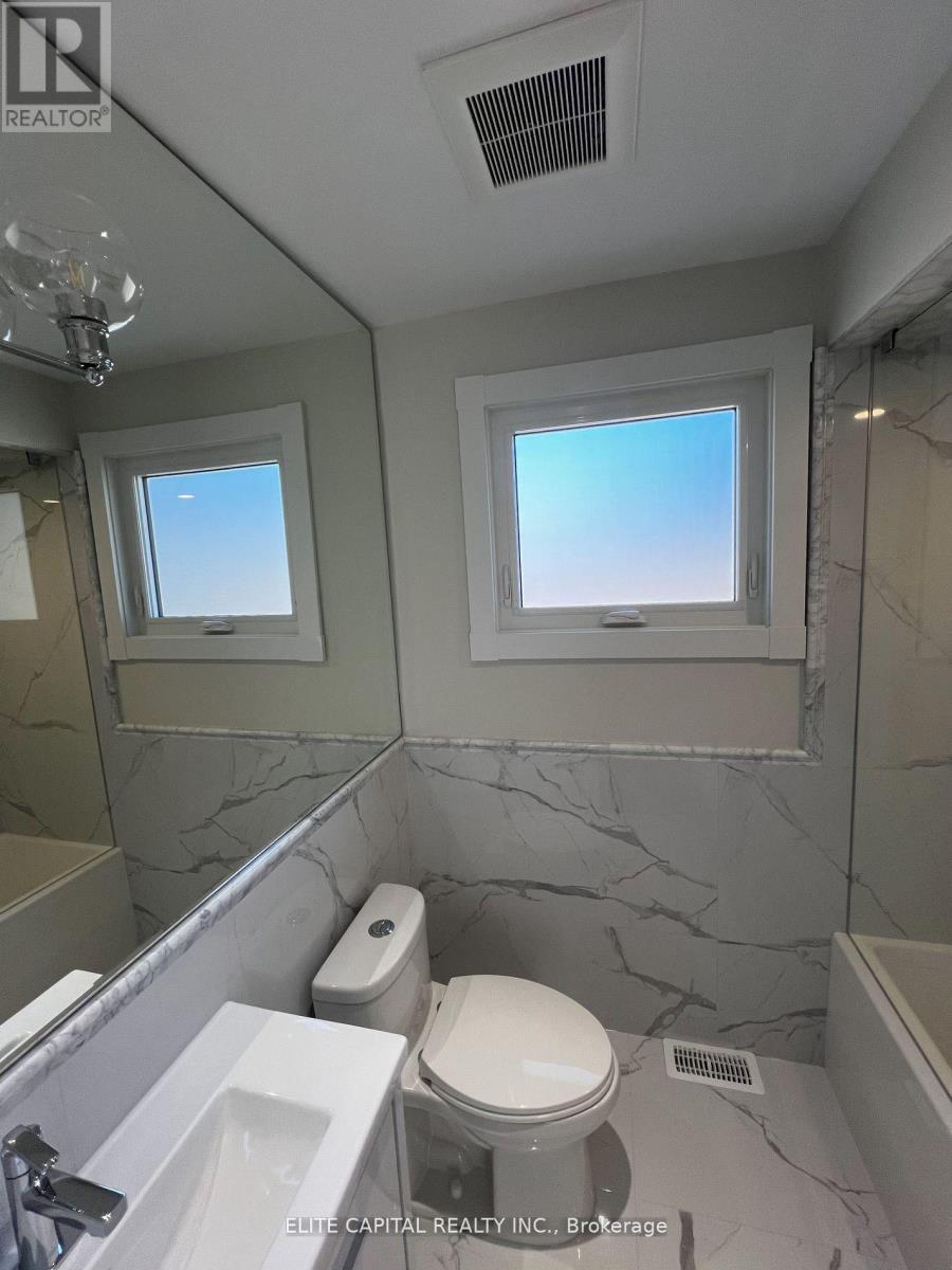 69 Hutcherson Square, Toronto, Ontario  M1B 1C5 - Photo 18 - E13145104