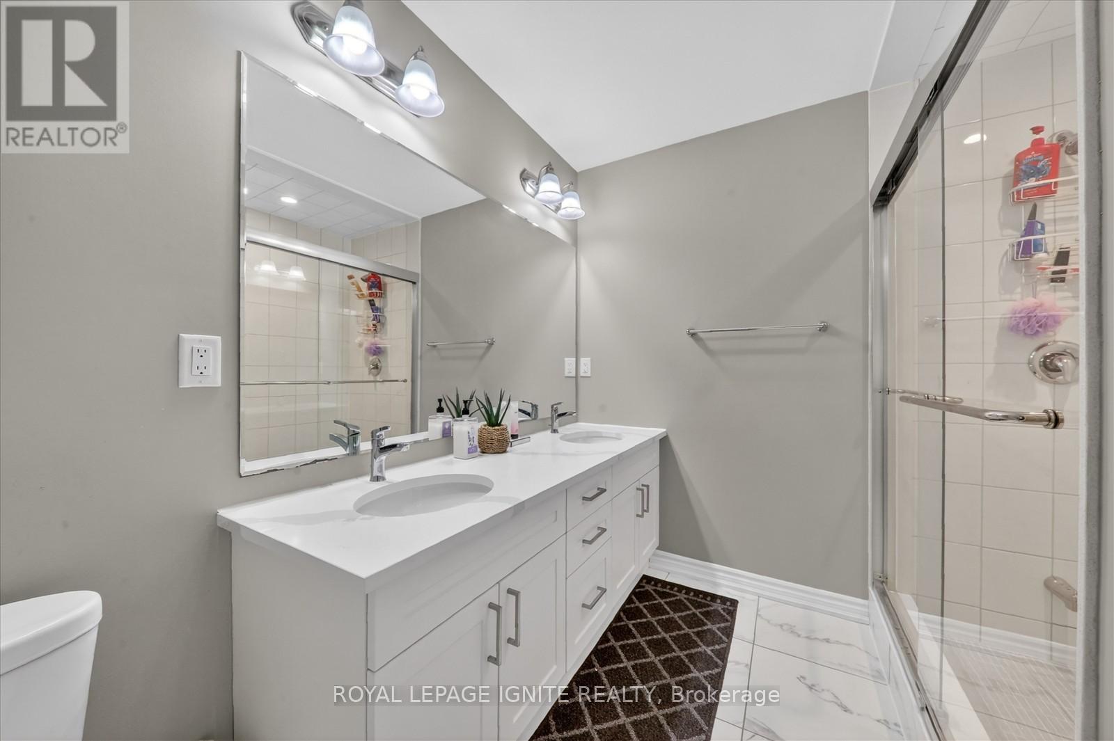 2835 Foxden Square, Pickering, Ontario  L1X 0N9 - Photo 15 - E13145238