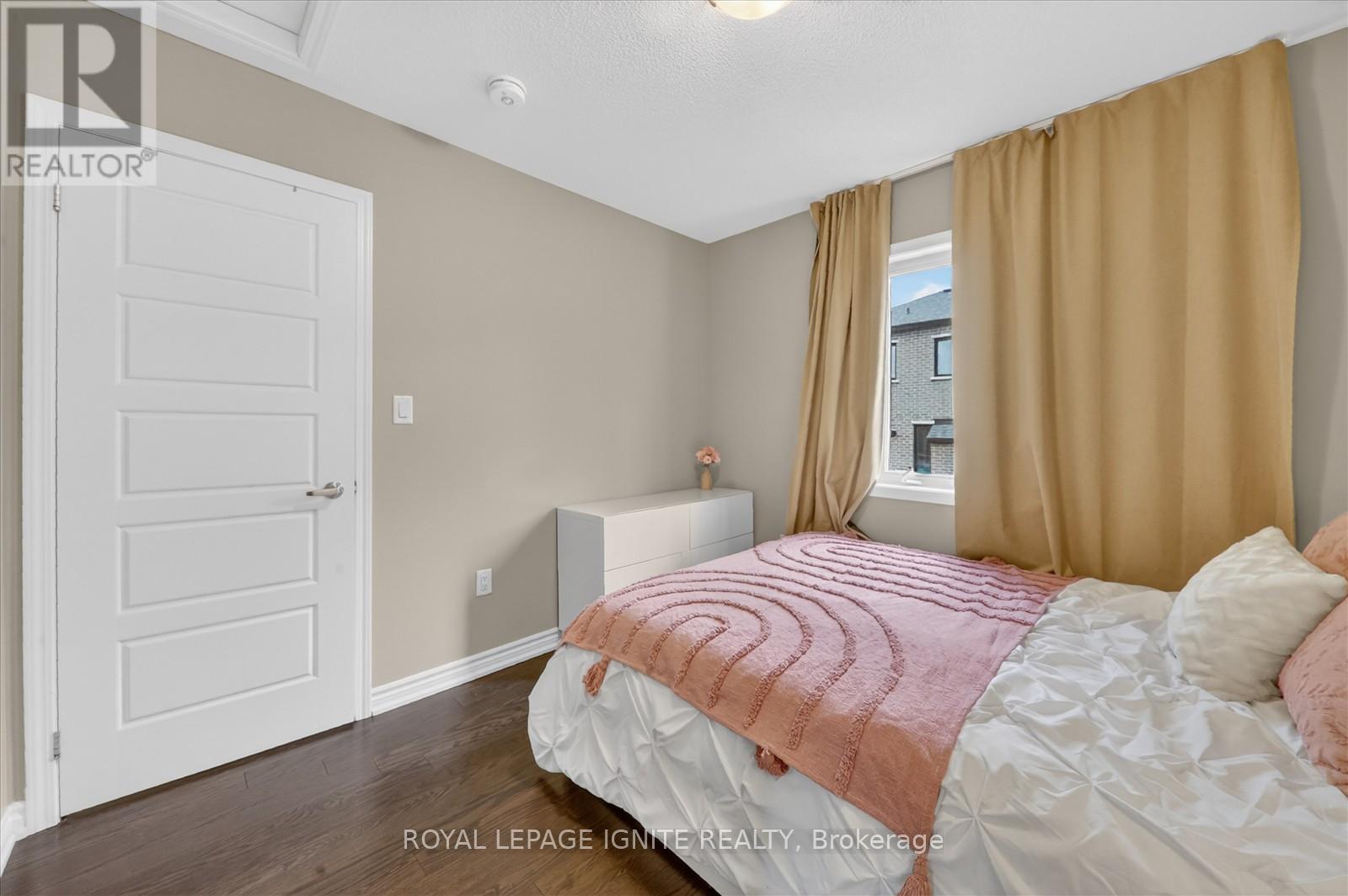 2835 Foxden Square, Pickering, Ontario  L1X 0N9 - Photo 17 - E13145238