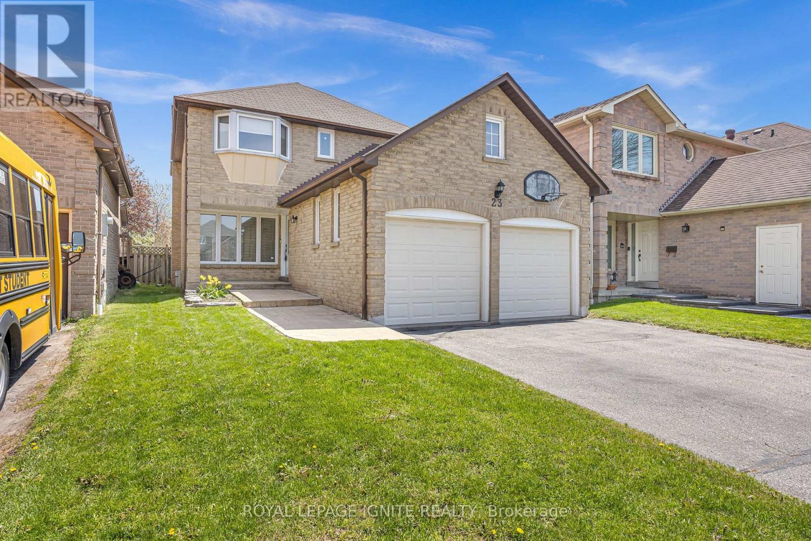 23 Shallice Court, Toronto, Ontario  M1B 4W7 - Photo 3 - E13145278