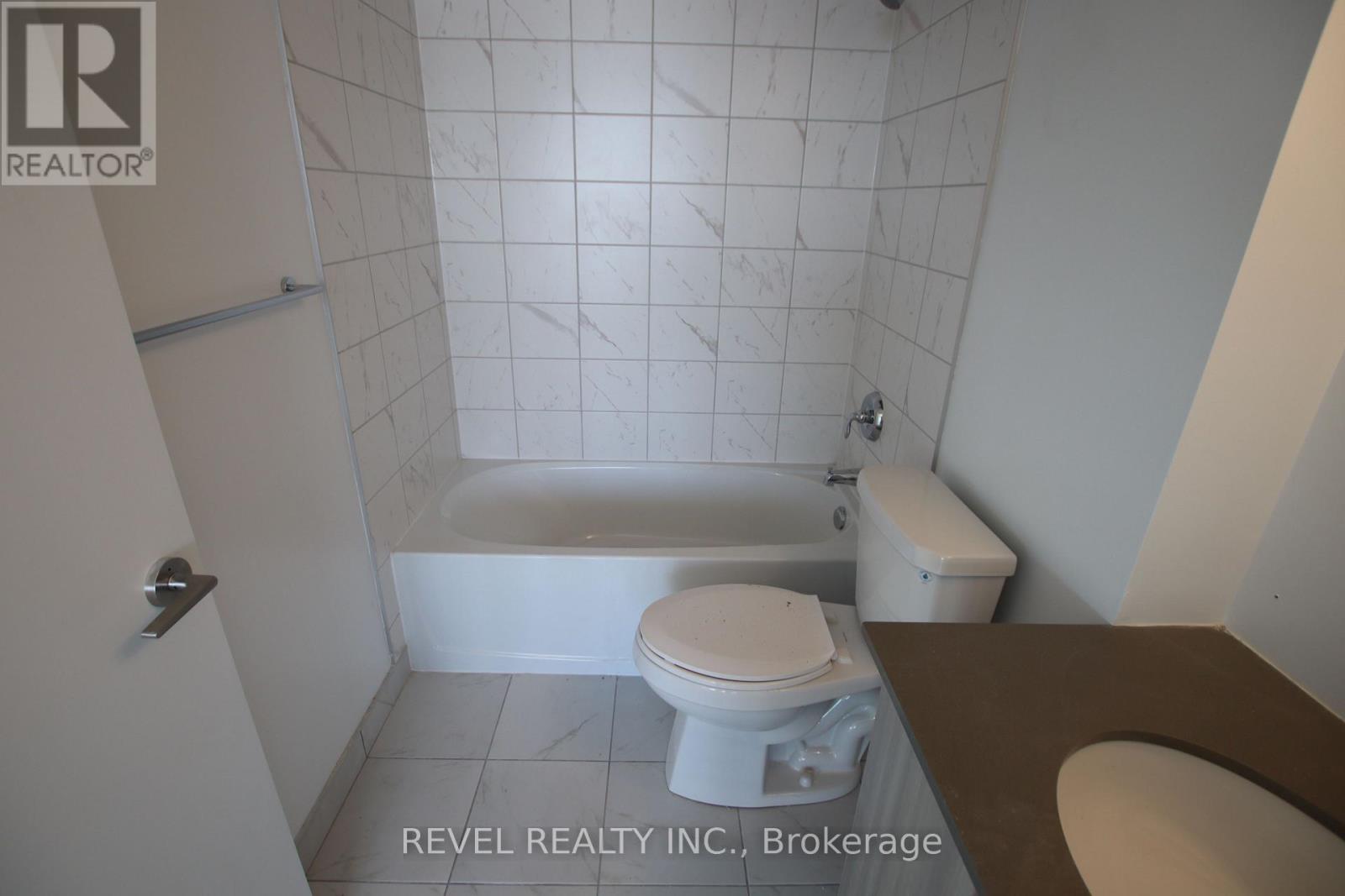 2312 - 1435 Celebration Drive, Pickering, Ontario  L1W 0C4 - Photo 11 - E13145412