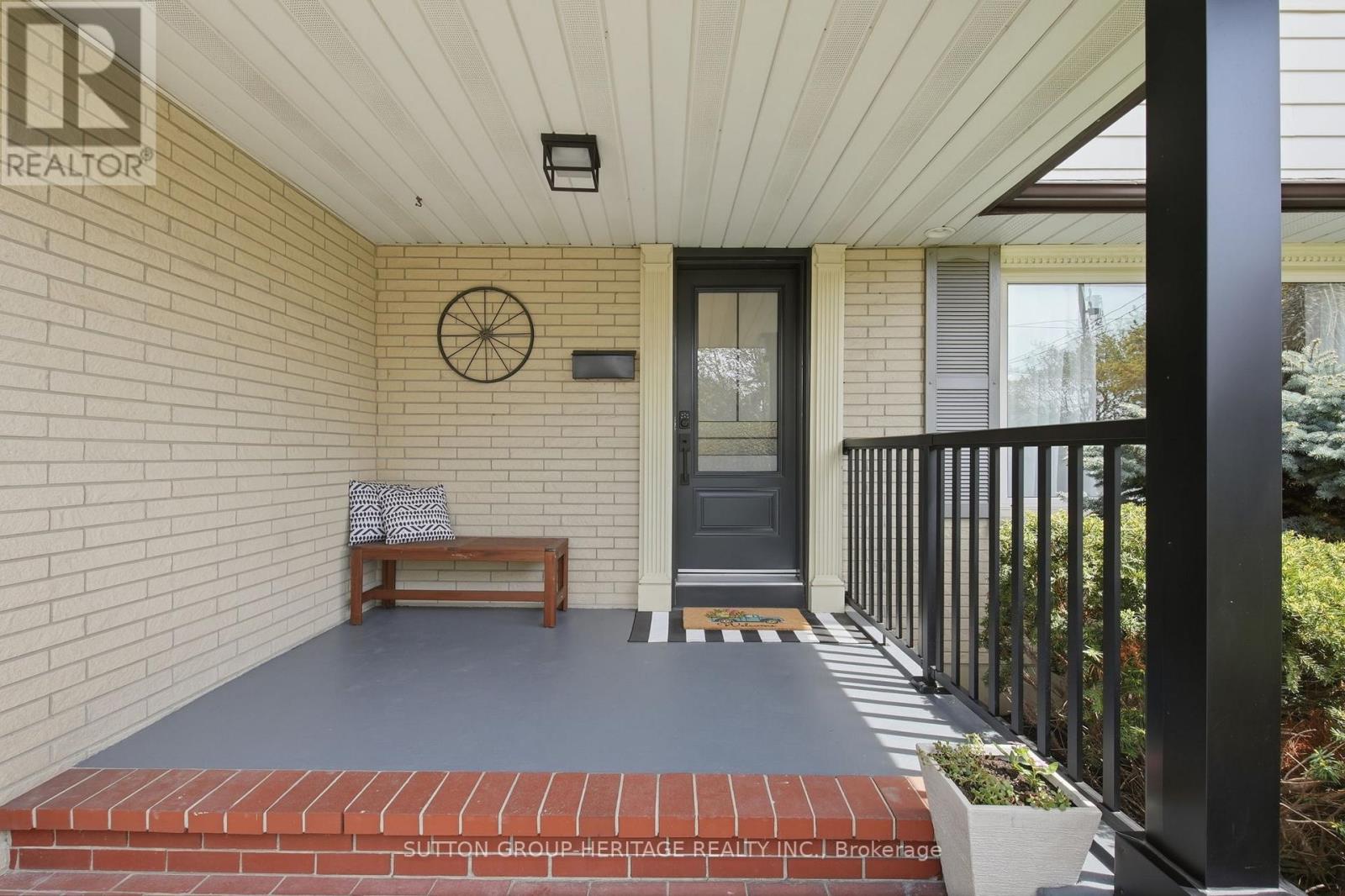 163 Keewatin Street S, Oshawa, Ontario  L1H 6Z4 - Photo 4 - E13145464