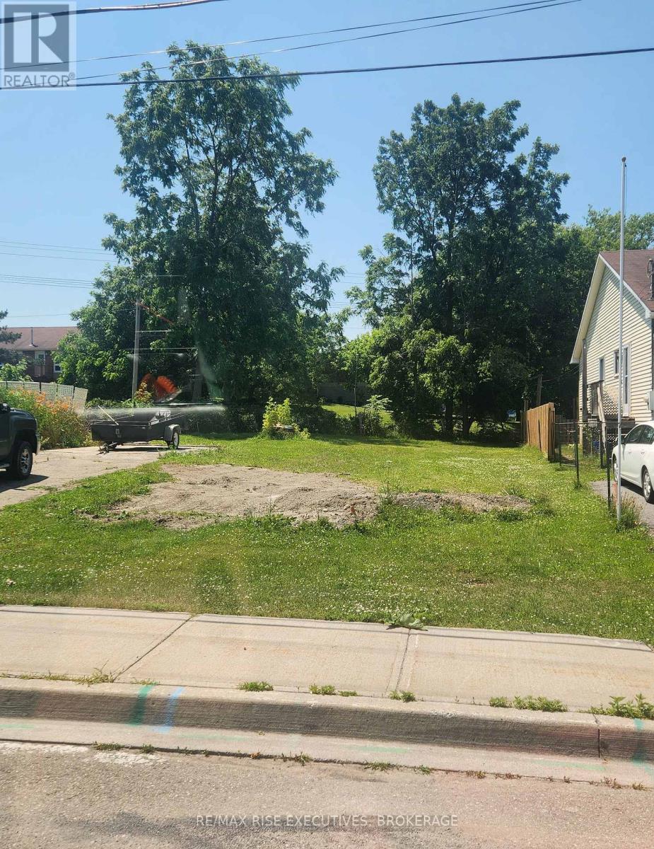 Pt Lt 311 Victoria Avenue, Gananoque, Ontario  K7G 2S5 - Photo 1 - X13129590