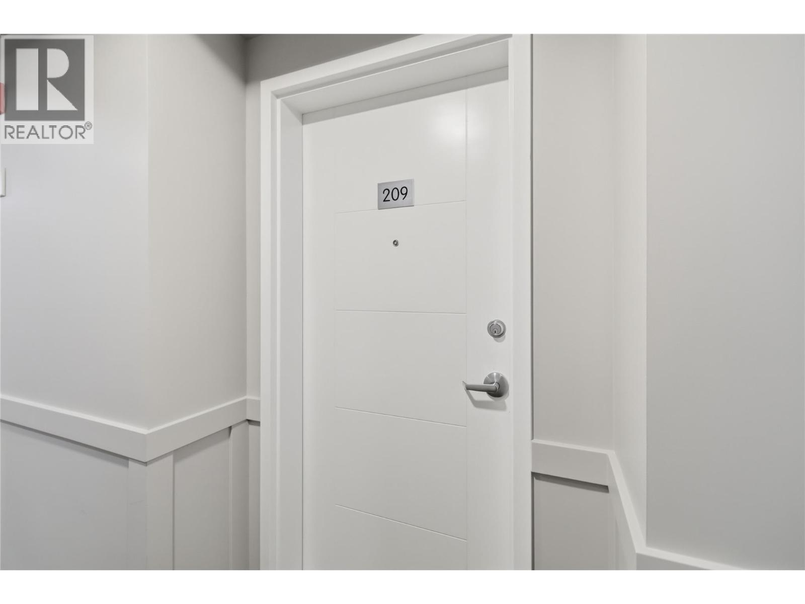 651 Dunes Drive Unit# 209, Kamloops, British Columbia  V2B 8M8 - Photo 4 - 10387899