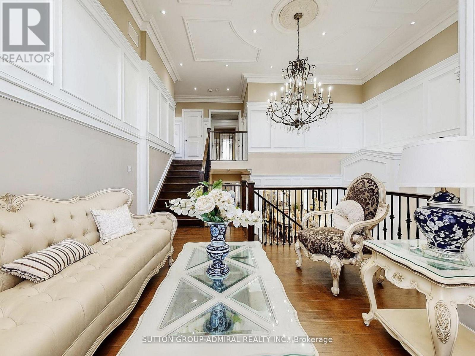 109 Farrell Road, Vaughan, Ontario  L6A 4W7 - Photo 4 - N13145154