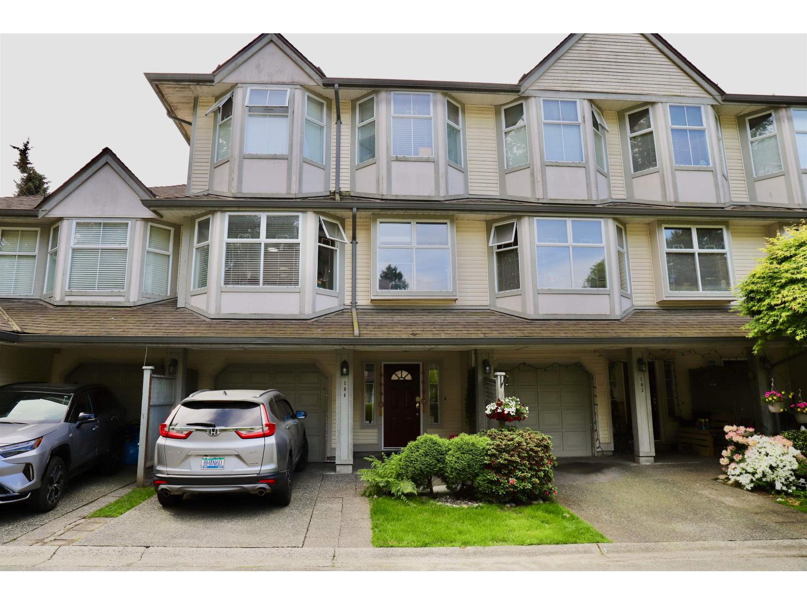 104 8060 121a Street, Surrey, British Columbia V3W 0S5 - Photo 1 - R3125026
