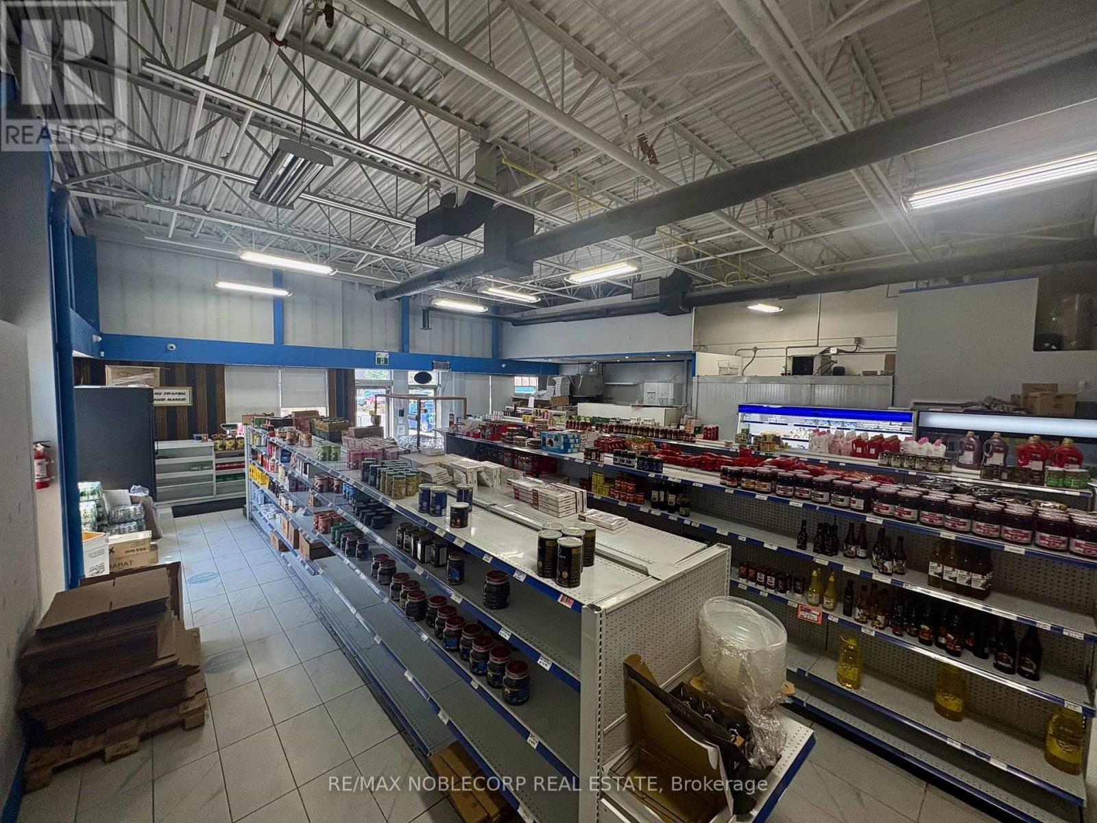 7-8 - 10501 Weston Road, Vaughan, Ontario L4H 4G8 - Photo 3 - N13145382