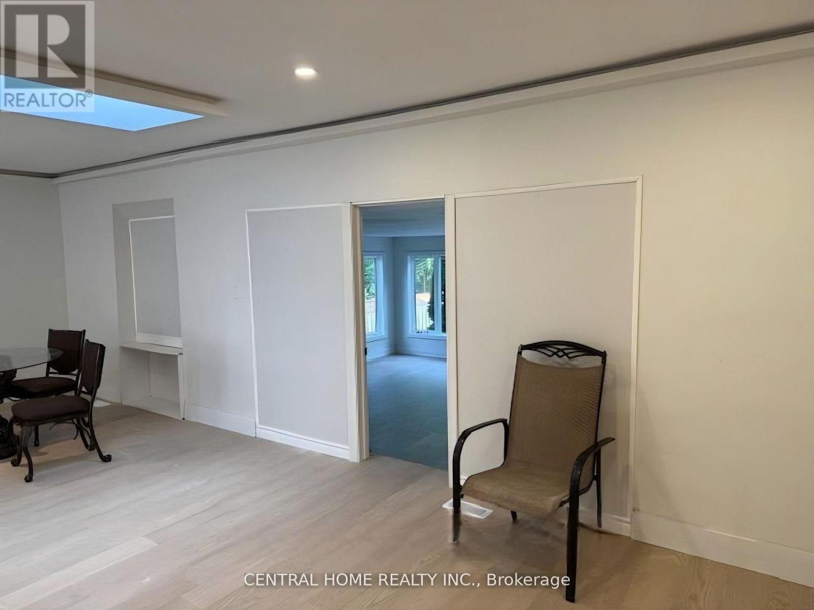 206 Parkview Crescent, Newmarket, Ontario  L3Y 2C8 - Photo 10 - N13145452