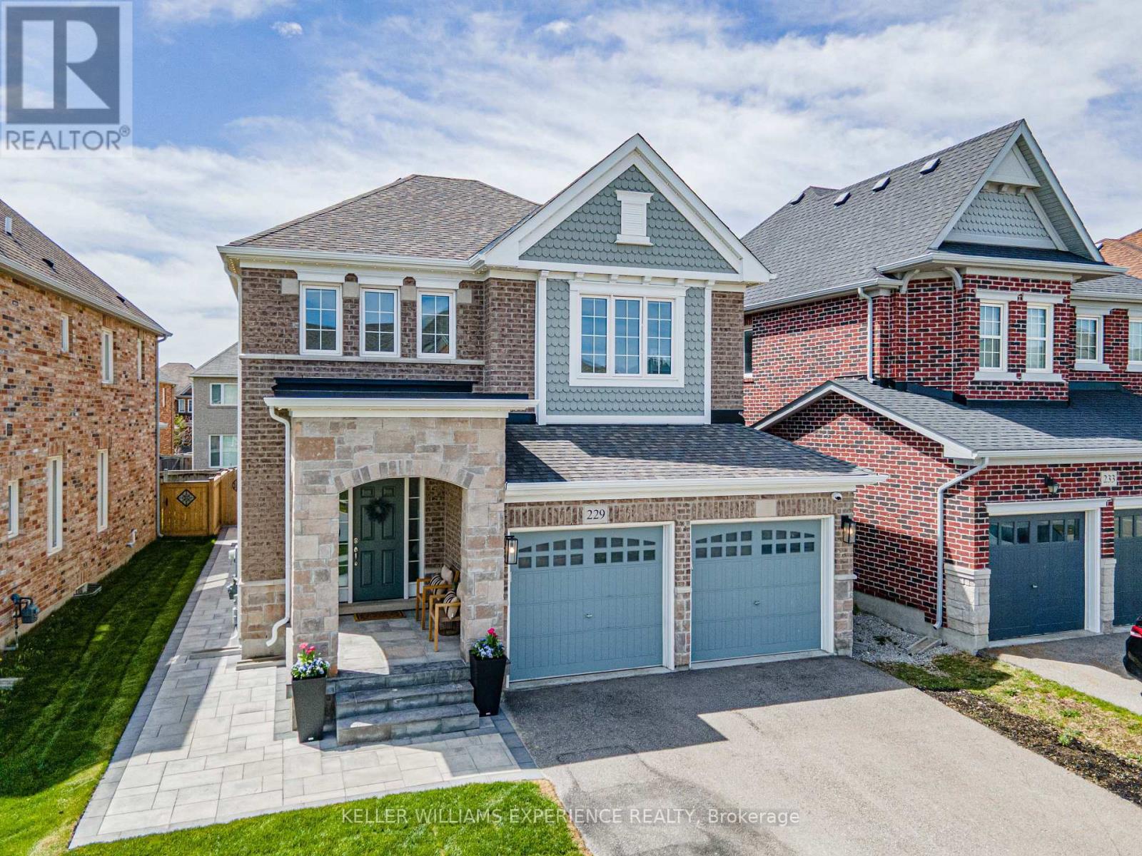 229 Blue Dasher Boulevard, Bradford West Gwillimbury, Ontario  L3Z 4H8 - Photo 3 - N13145466
