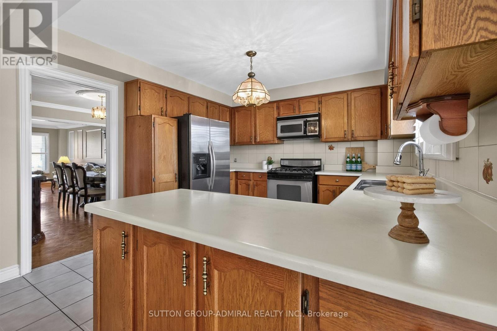 33 Triton Avenue, Vaughan, Ontario  L4L 6S4 - Photo 15 - N13145038