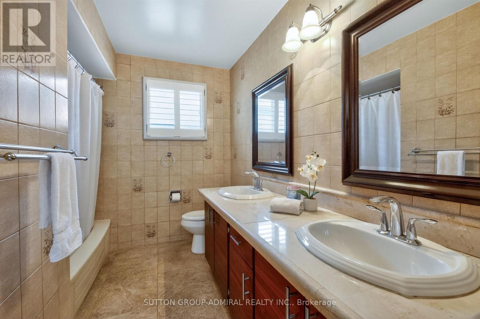 33 Triton Avenue, Vaughan, Ontario  L4L 6S4 - Photo 33 - N13145038