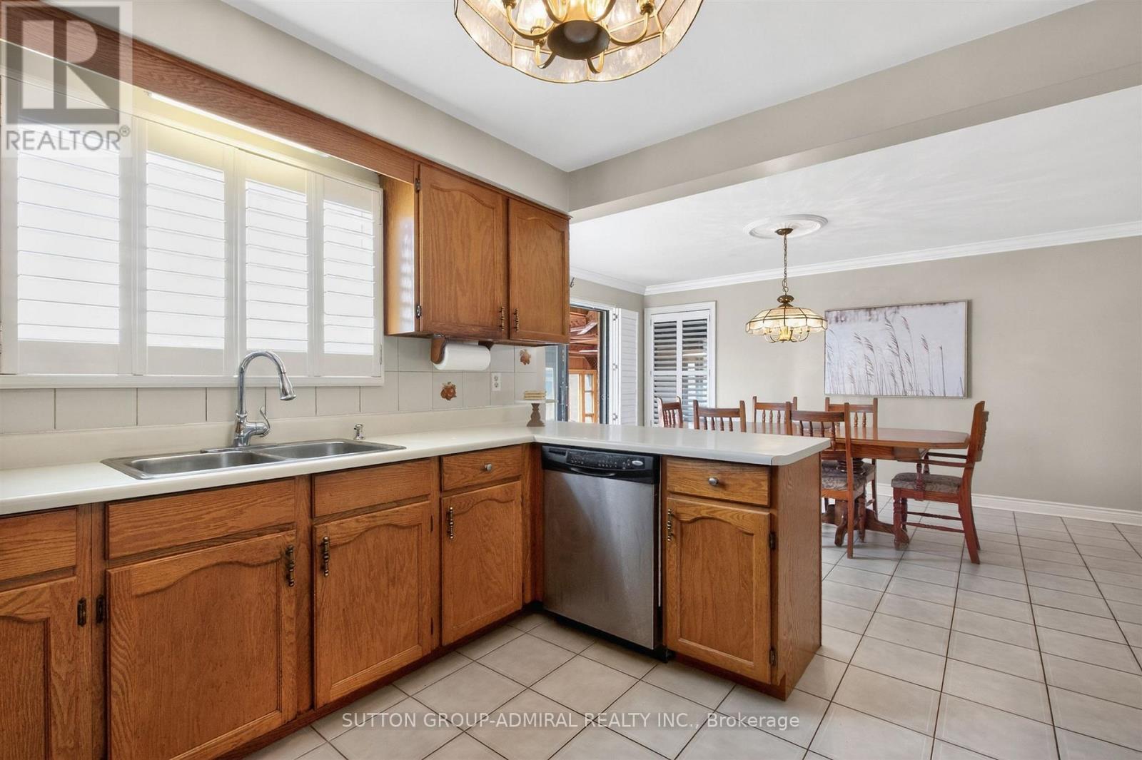33 Triton Avenue, Vaughan, Ontario  L4L 6S4 - Photo 16 - N13145038