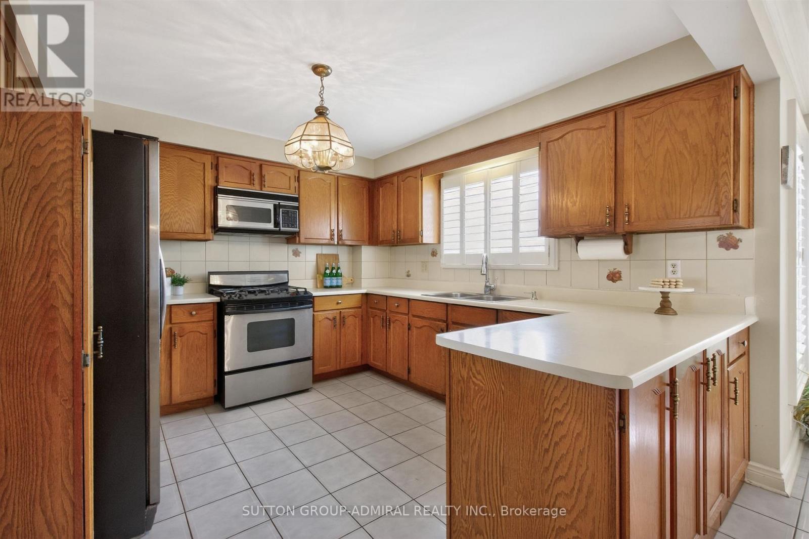 33 Triton Avenue, Vaughan, Ontario  L4L 6S4 - Photo 14 - N13145038