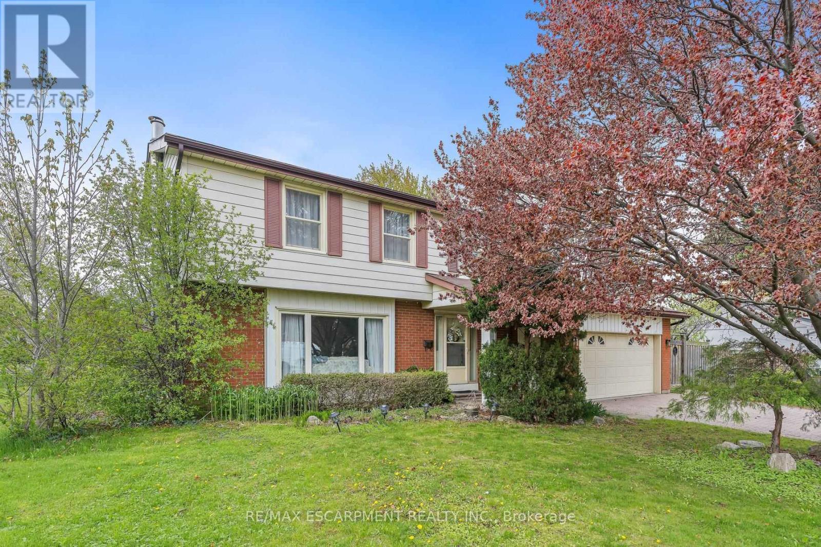 56 CAVENDISH CRESCENT, Brampton, Ontario