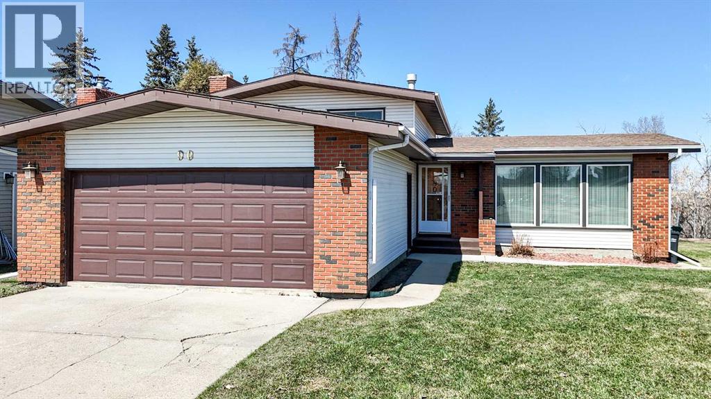 90 Welton Crescent, Red Deer, Alberta  T4N 6B3 - Photo 2 - A2307208