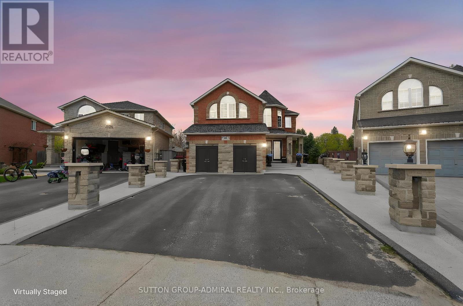 46 Balmoral Place, Barrie, Ontario  L4N 0Y9 - Photo 1 - S13145288