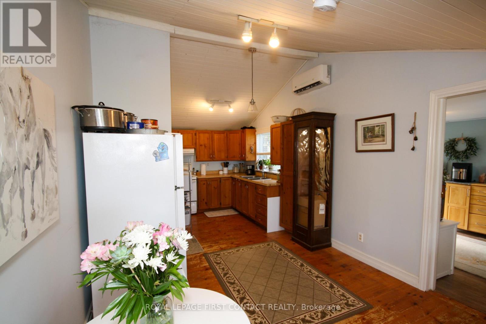 537 O'leary Lane, Tay, Ontario  L0K 2A0 - Photo 9 - S13145364