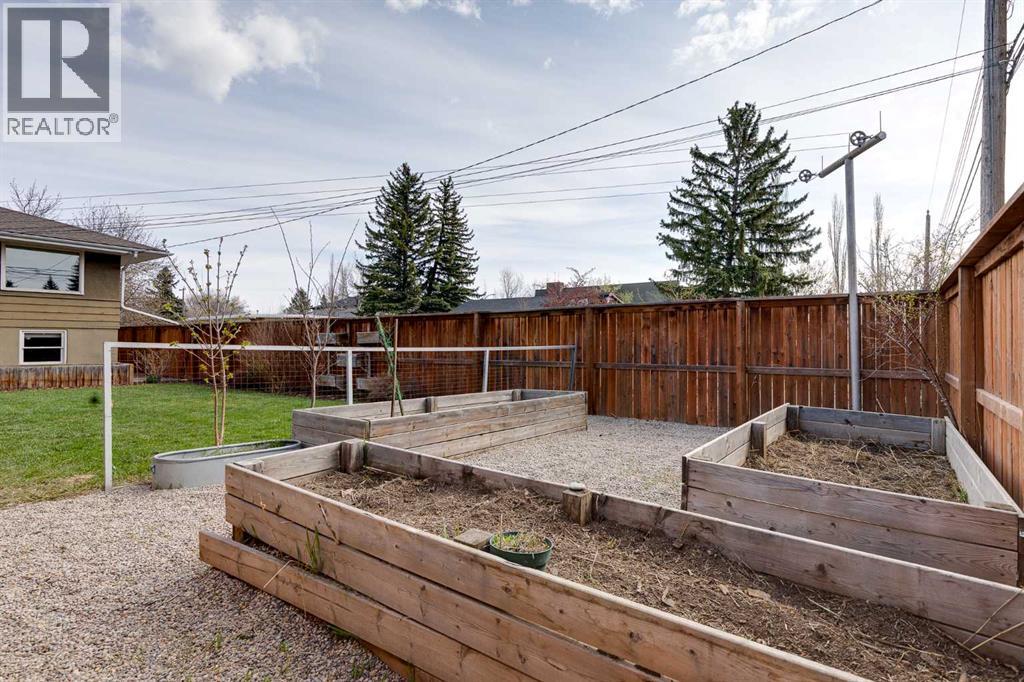 403 30 Avenue Nw, Calgary, Alberta  T2M 2N5 - Photo 33 - A2305466