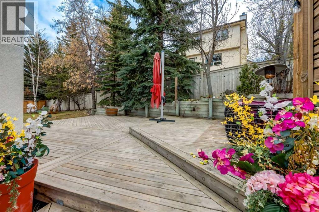 117 Straddock Terrace SW, Calgary, Alberta  T3H 2T4 - Photo 7 - A2309210