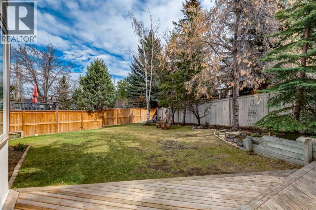 117 Straddock Terrace SW, Calgary, Alberta  T3H 2T4 - Photo 8 - A2309210