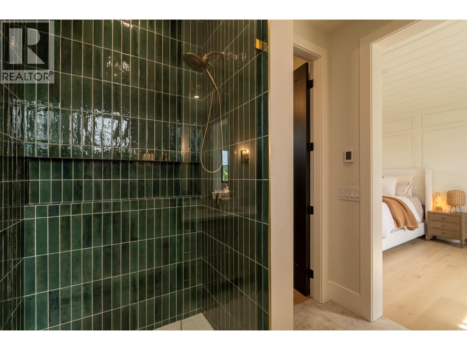 503 Metcalfe Avenue, Kelowna, British Columbia  V1W 5K8 - Photo 49 - 10385406