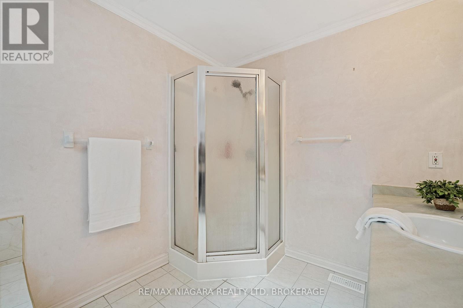 41 - 15 Lakeside Drive, St. Catharines, Ontario  L2M 1P3 - Photo 15 - X13145644