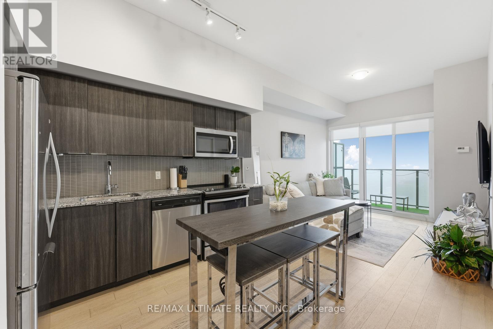 1414 - 30 Shore Breeze Drive, Toronto, Ontario  M8V 0J1 - Photo 2 - W13145120