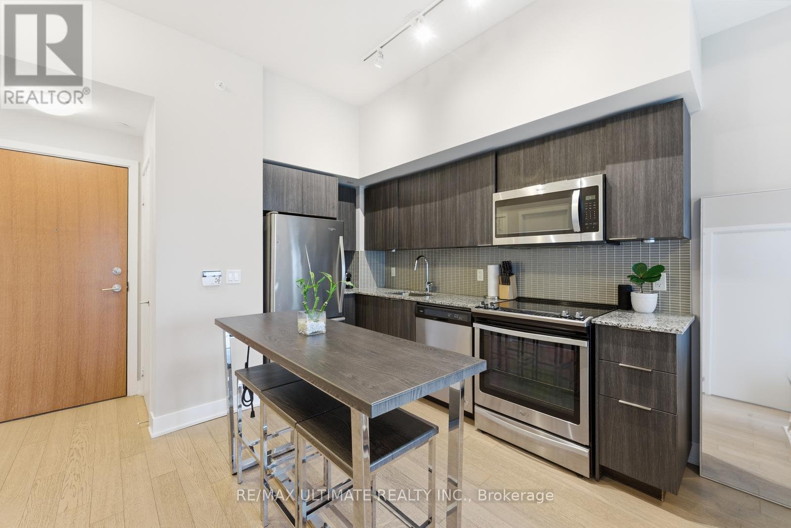 1414 - 30 Shore Breeze Drive, Toronto, Ontario  M8V 0J1 - Photo 3 - W13145120