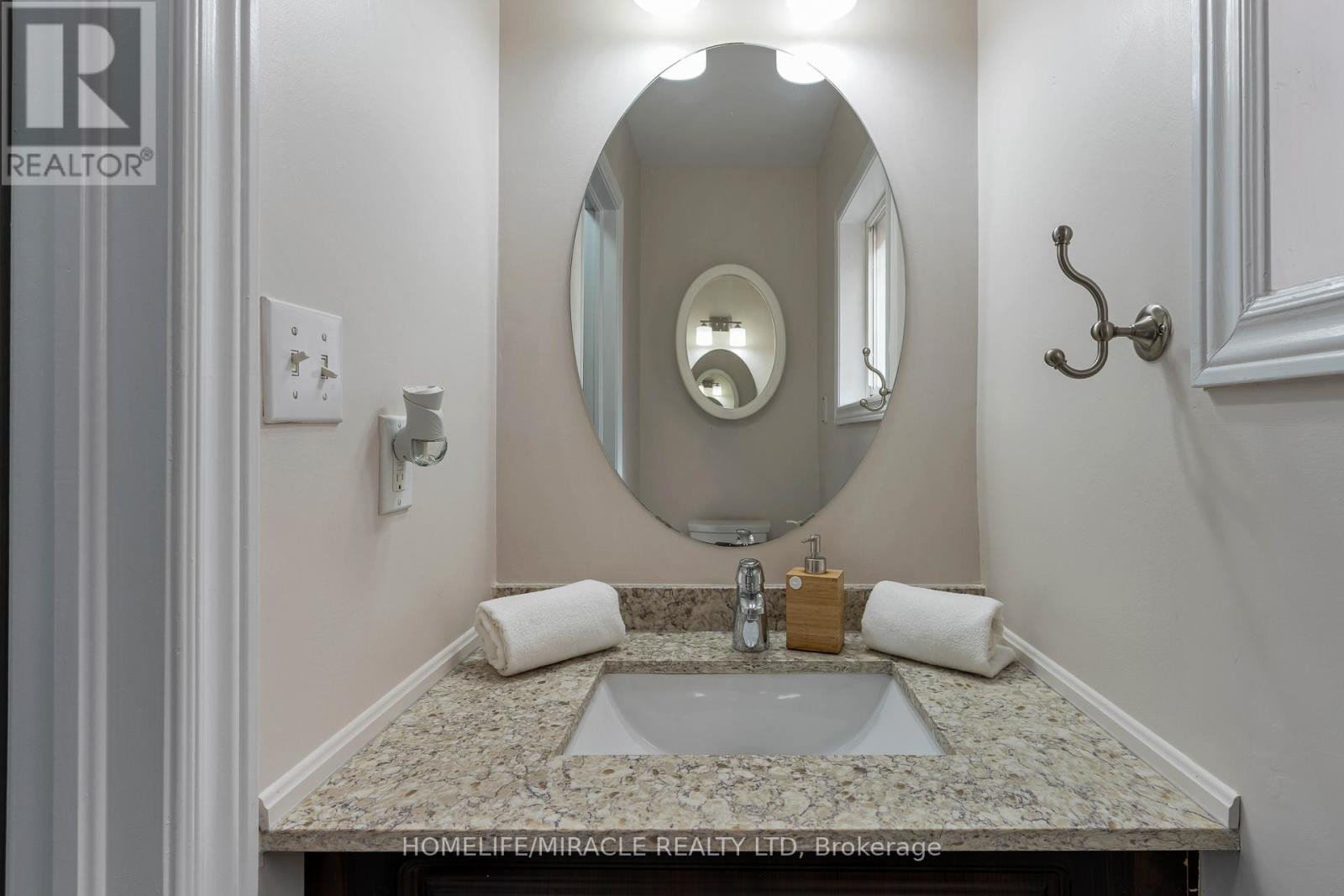 2343 Falling Green Drive, Oakville, Ontario  L6M 5A7 - Photo 30 - W13145174