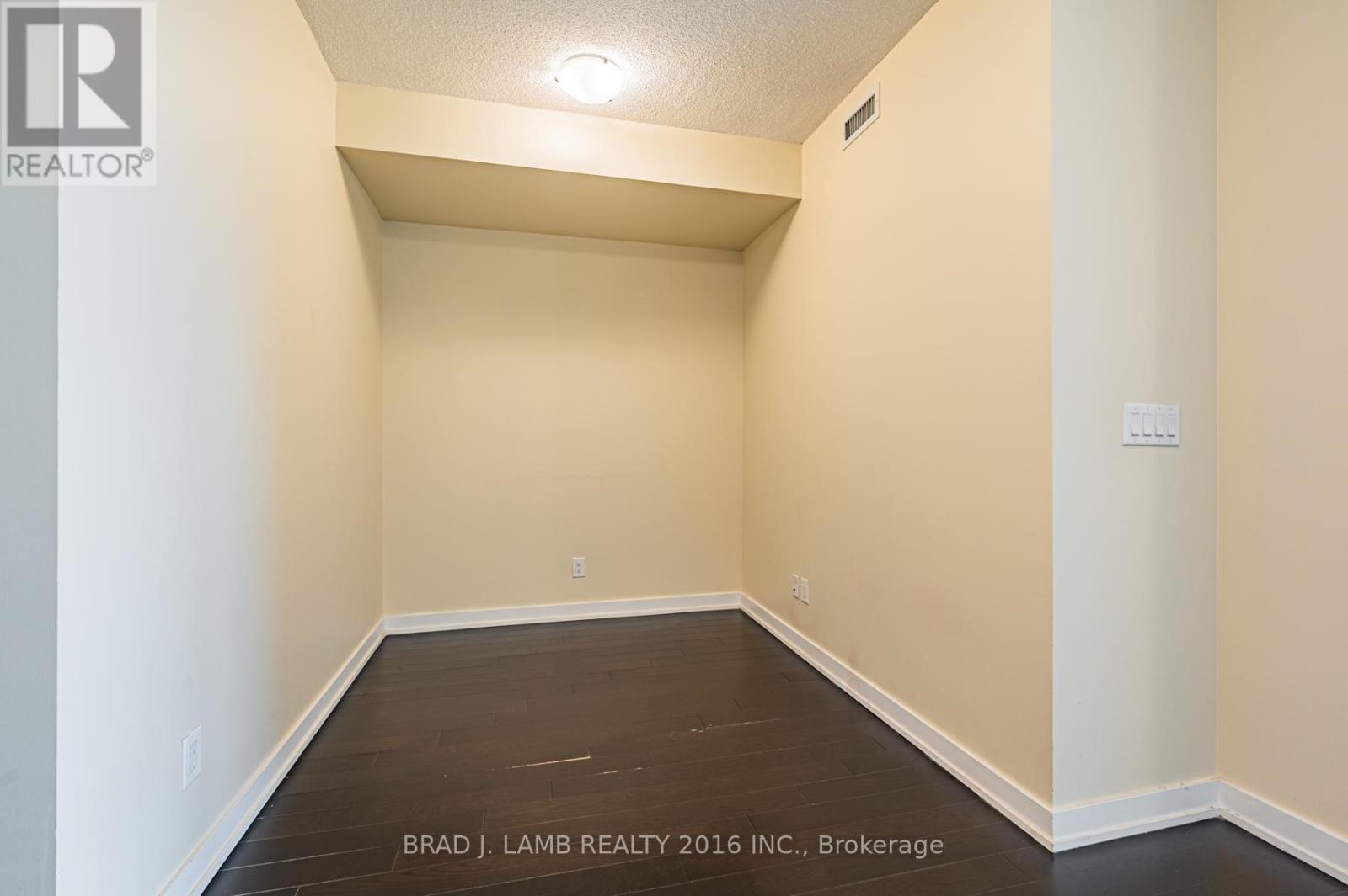 3906 - 4011 Brickstone Mews, Mississauga, Ontario L5B 0J7 - Photo 12 - W13145194