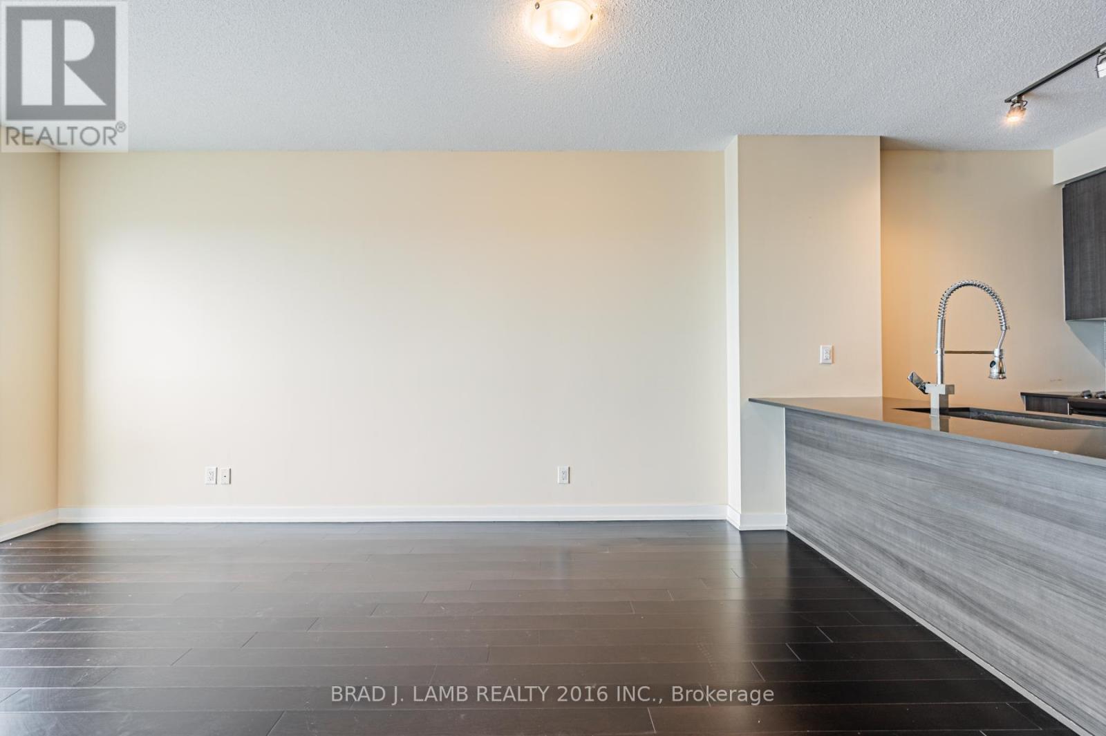 3906 - 4011 Brickstone Mews, Mississauga, Ontario L5B 0J7 - Photo 3 - W13145194