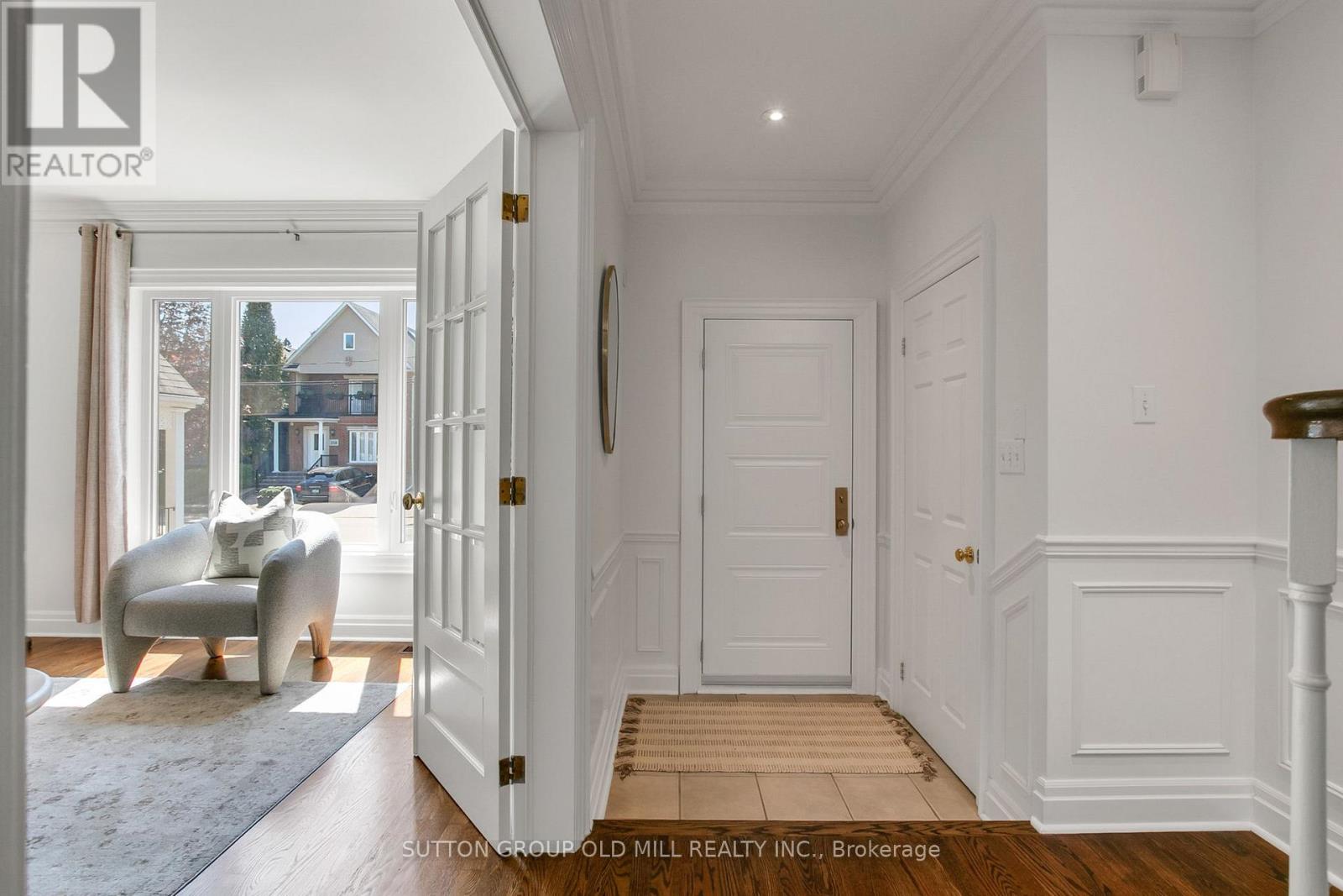 267 Windermere Avenue, Toronto, Ontario M6S 3K4 - Photo 4 - W13145212