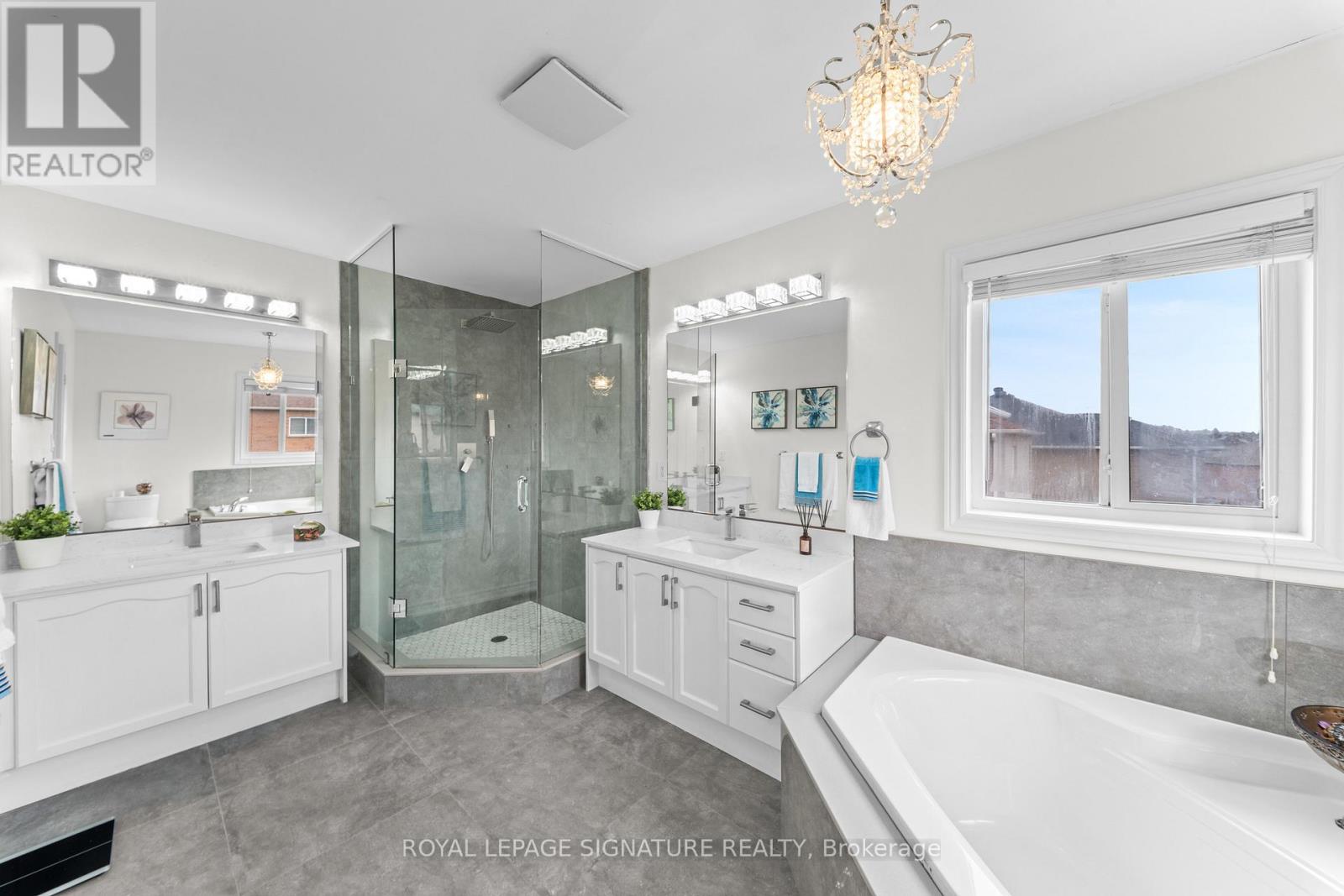 16 Clearjoy Street, Brampton, Ontario  L6V 4P1 - Photo 19 - W13145220