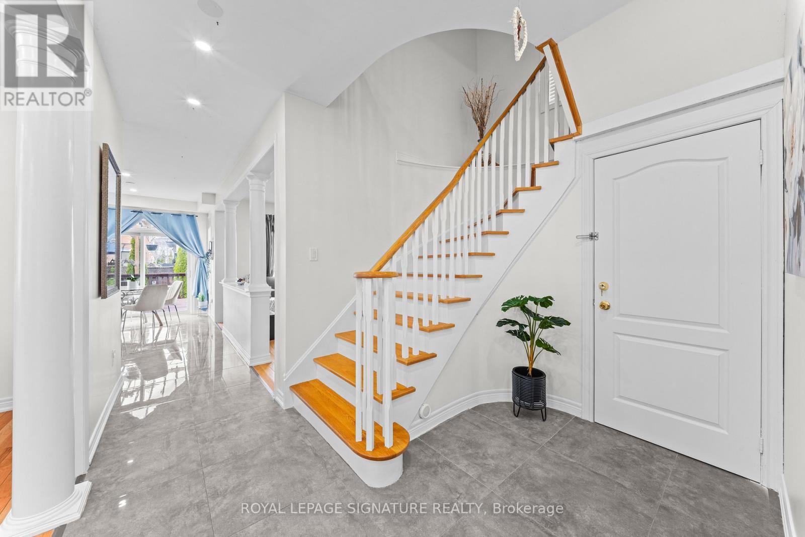 16 Clearjoy Street, Brampton, Ontario  L6V 4P1 - Photo 9 - W13145220