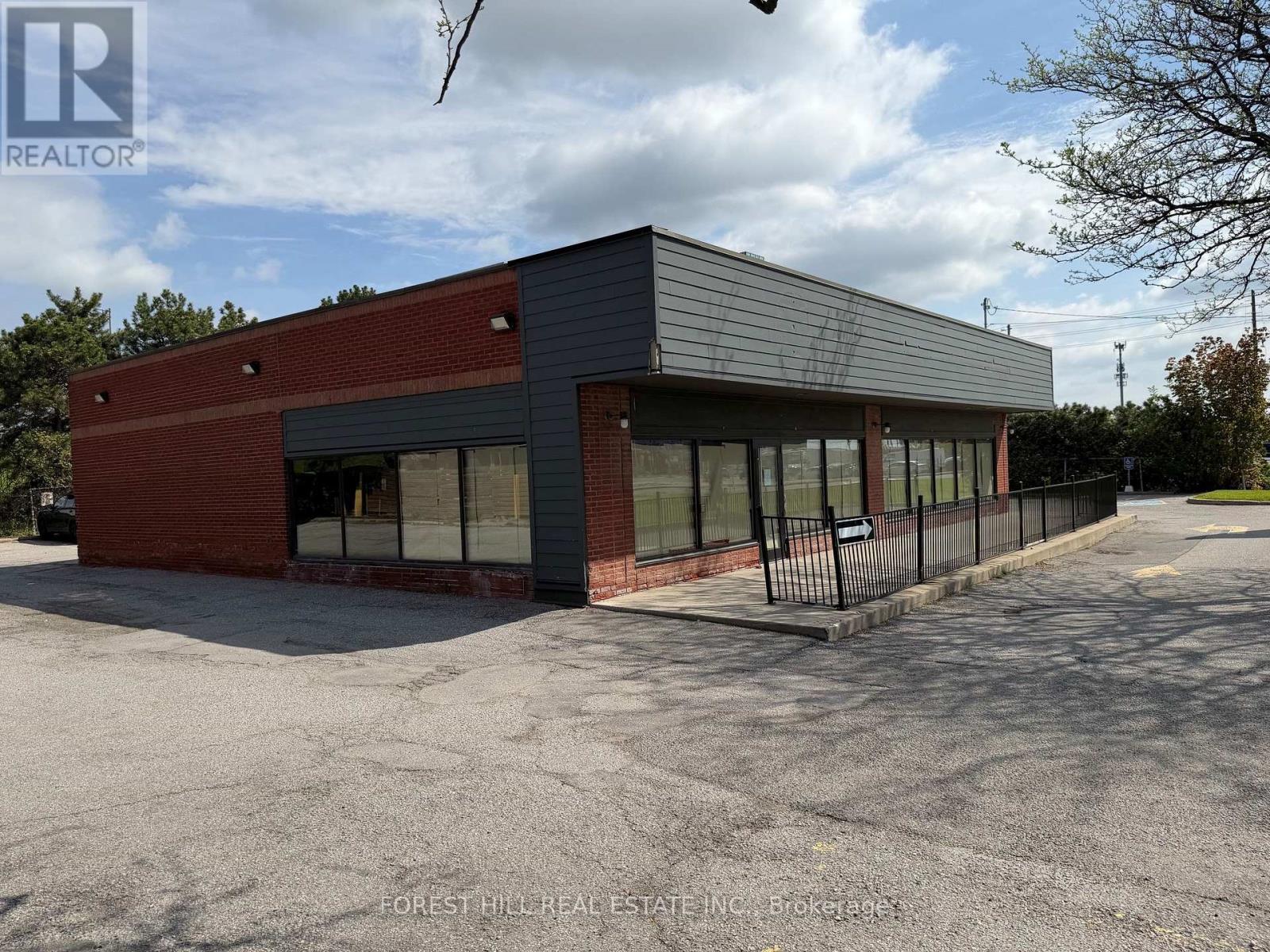 374 Evans Avenue, Toronto, Ontario M8Z 1K6 - Photo 1 - W13145274