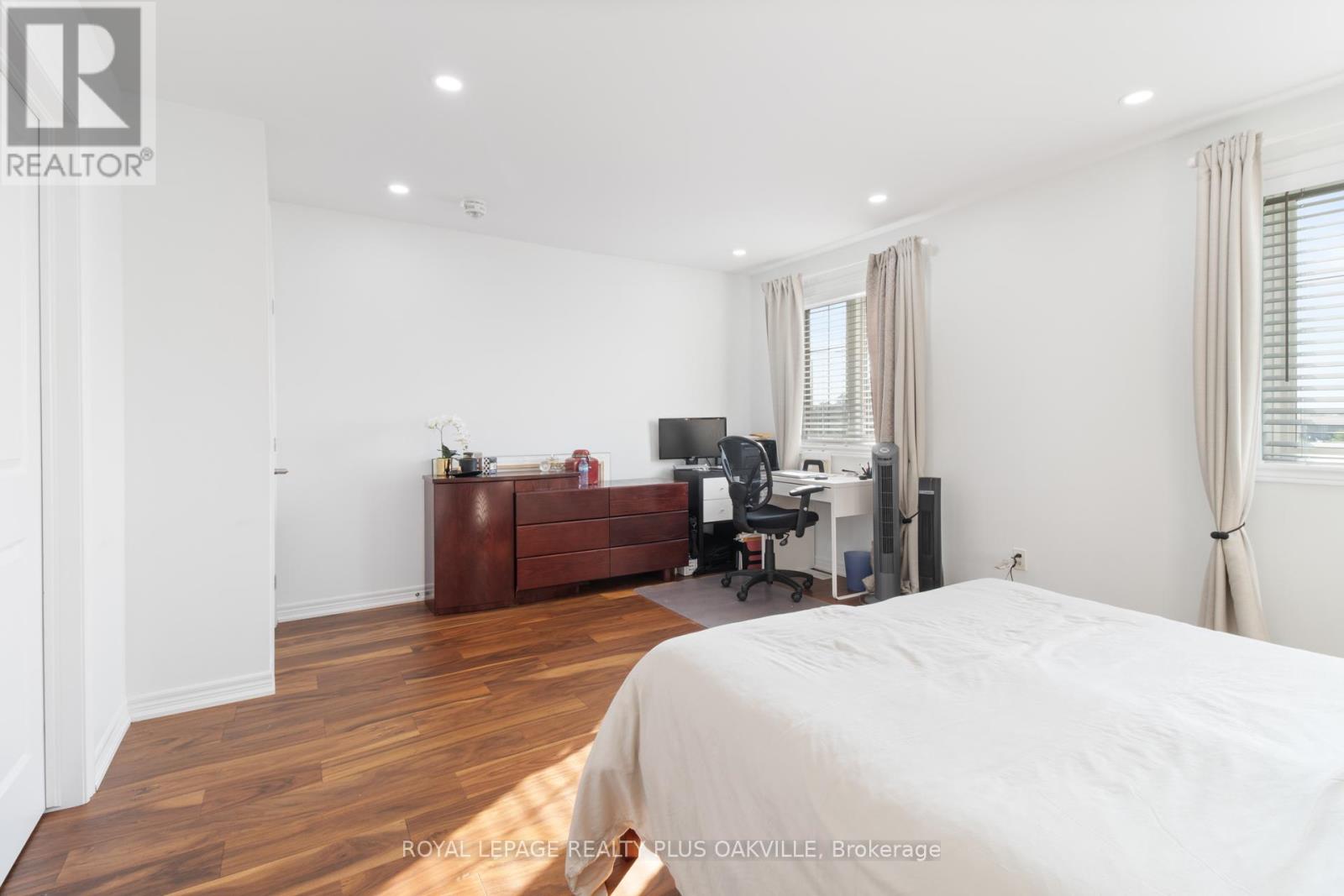 2386 Natasha Circle, Oakville, Ontario  L6M 1P2 - Photo 19 - W13145436
