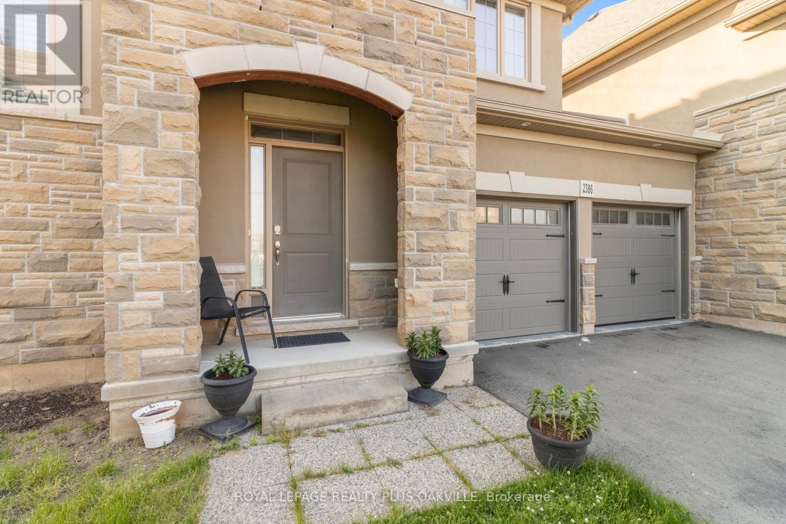2386 Natasha Circle, Oakville, Ontario  L6M 1P2 - Photo 23 - W13145436