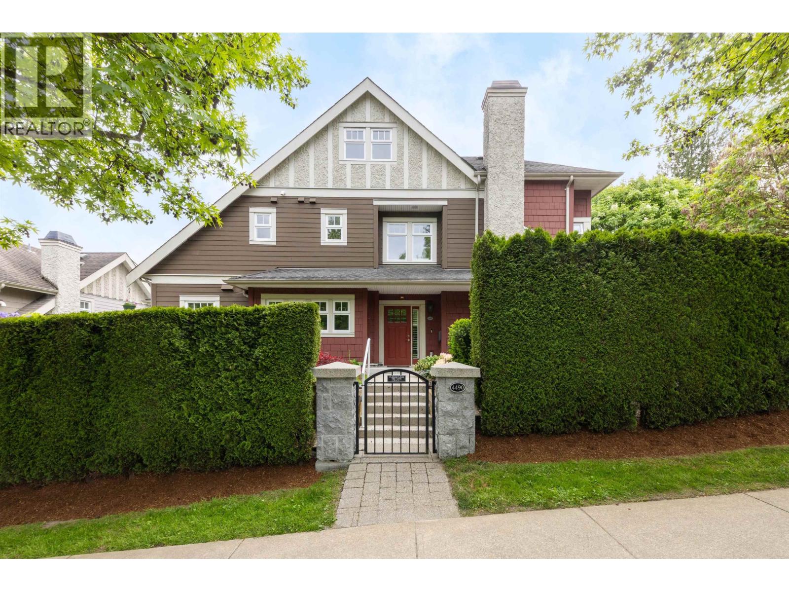 4490 W 8TH AVENUE, Vancouver, British Columbia